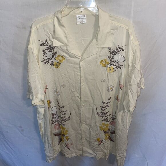 Peanuts Men’s Camp Shirt Size 2XL Ivory Embroideried Beach Cruise Island - Picture 1 of 12